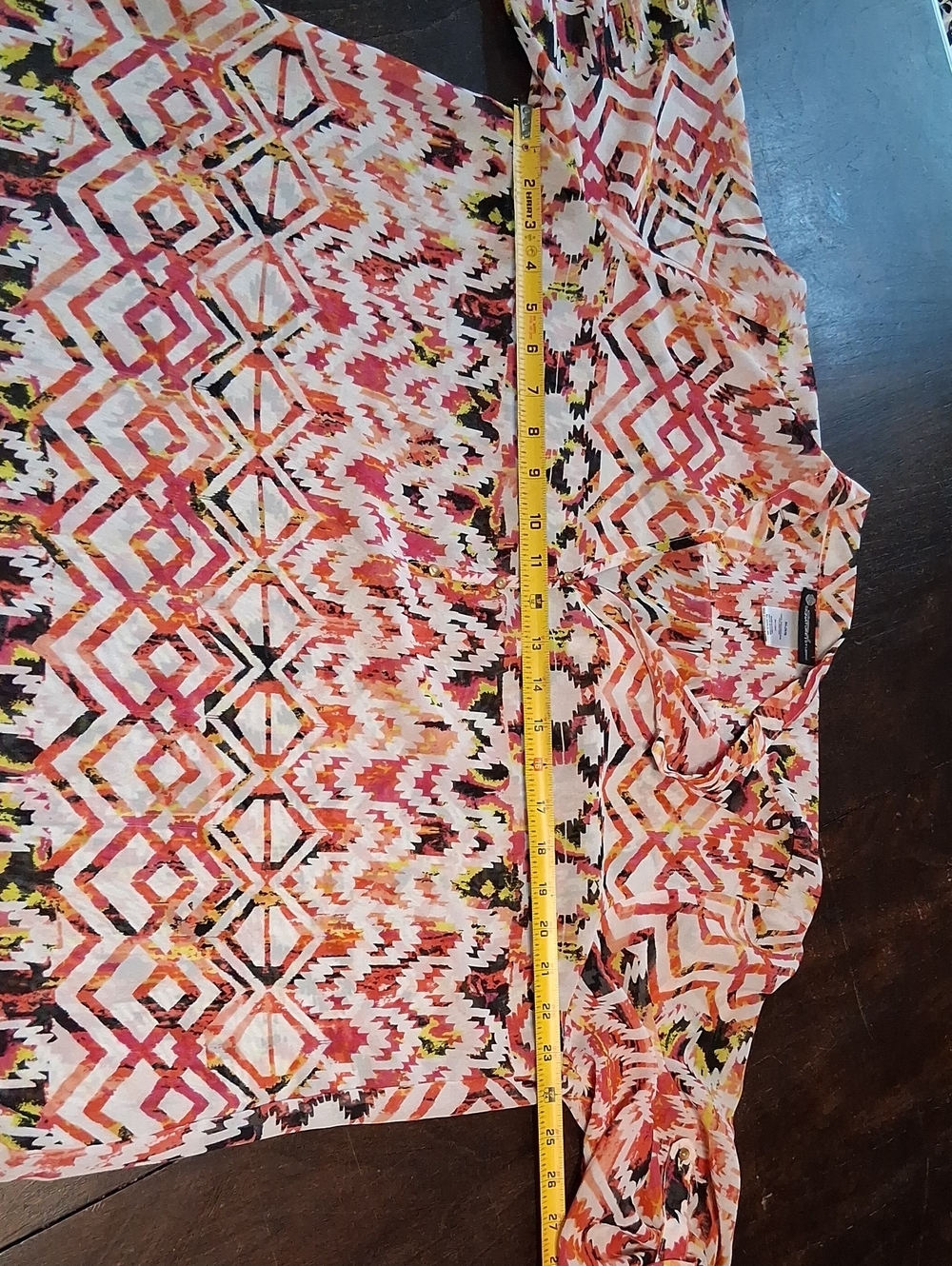 Signature Studio Pink Multi Geometric V-Neck Blouse - Picture 4 of 4